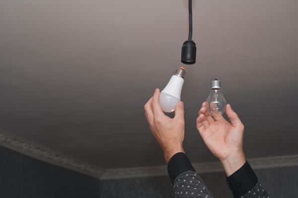 Light Bulbs Replacement in Dallas